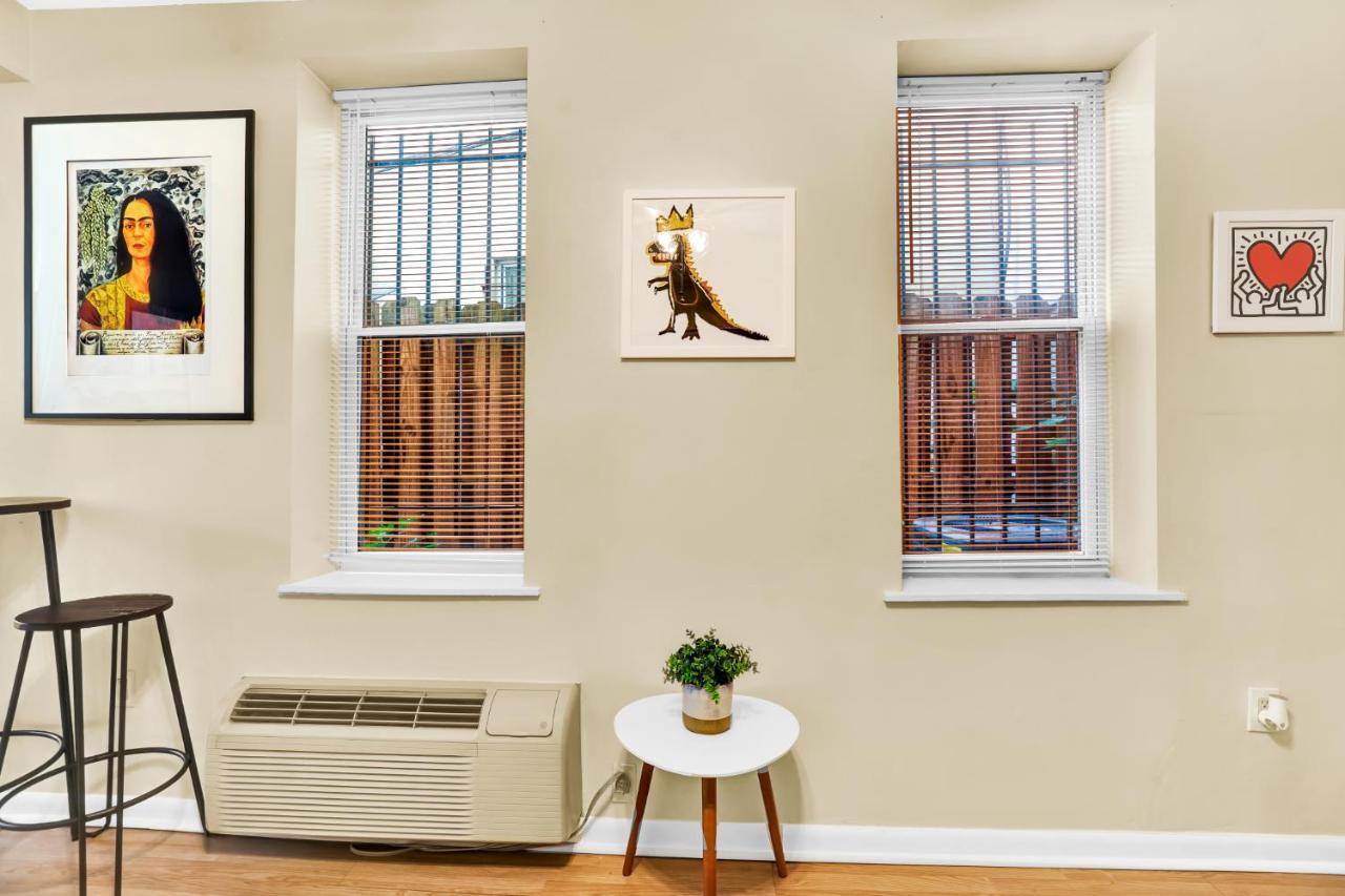 Rittenhouse Studio Apartment With Patio By Act Philadelphia Luaran gambar
