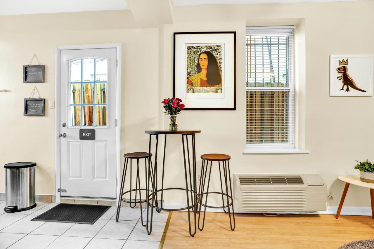 Rittenhouse Studio Apartment With Patio By Act Philadelphia Luaran gambar